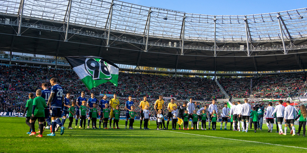 11 Einlaufkids an der Gasthand und 3 Schiri-Kids gegen den SV Darmstadt 98 gesucht!